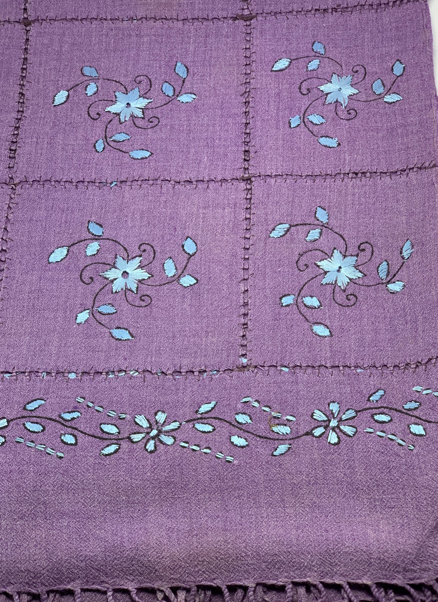 Jamuni Bahar – Light Purple Swati Islampur Shawl